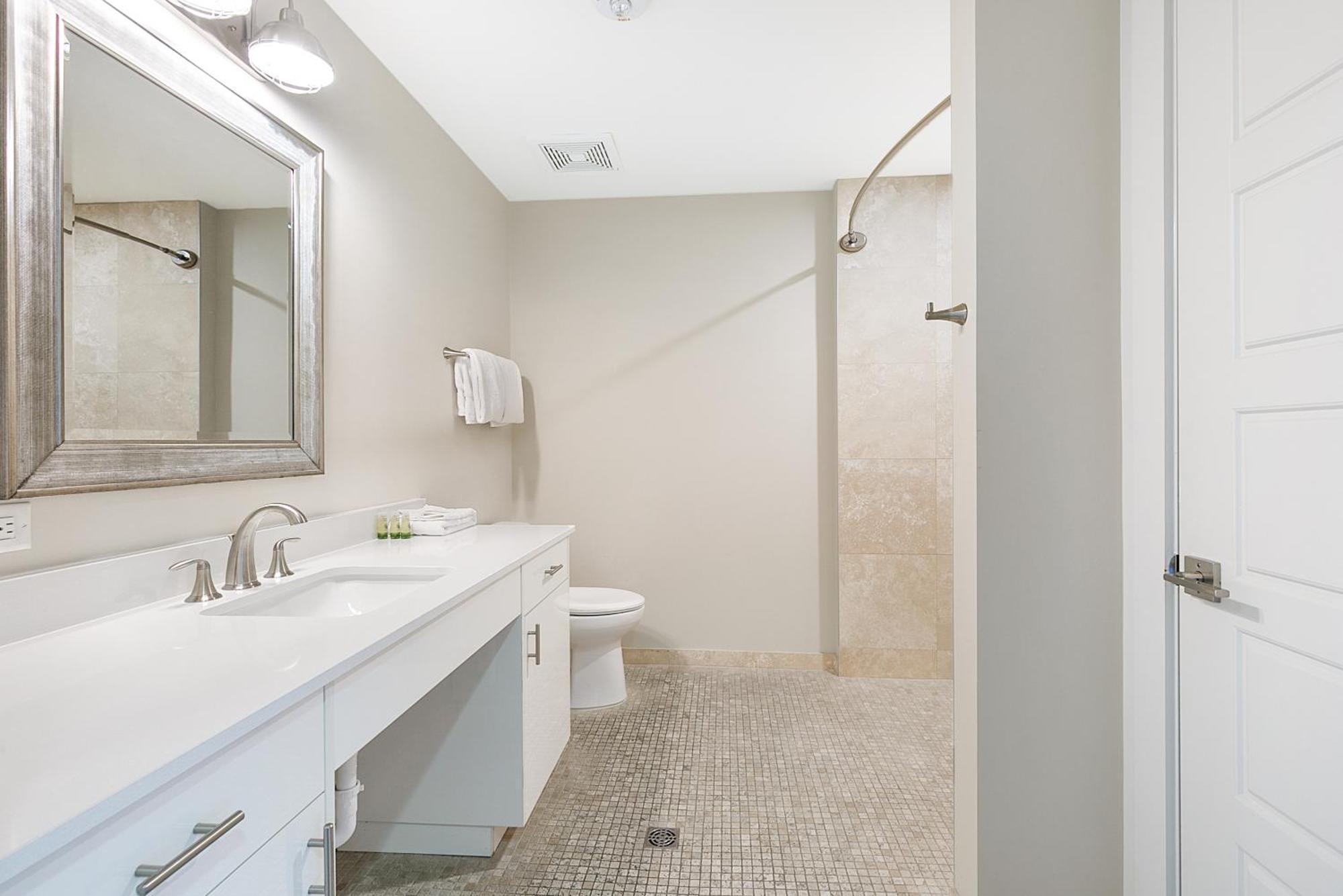 Spacious 4B Oasis Steps From French Quarter - Your Nola Dream Awaits! Ню Орлиънс Екстериор снимка